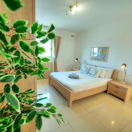 Apartament Bright & Spacious 3 Bedroom, Shared Garden Jell1-1 Gzira